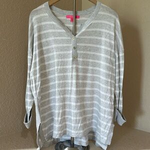 Lilly Pulitzer Faraway Sweater Henley Pullover 3/4 Sleeves Button Gray & White